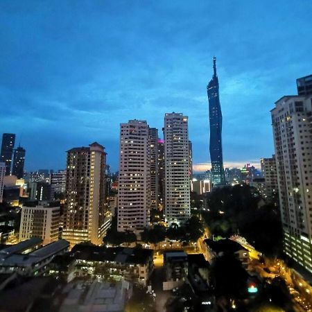 10Pax Penthouse - Ultimate Urban Experience At Changkat By Verano Kuala Lumpur Exterior foto